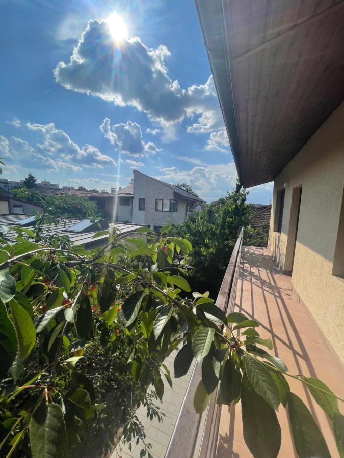 Apusului Residence Boekarest Buitenkant foto